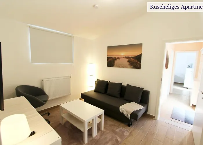 Wunderschoen Zwischen Ortsausgang Und Waldesrand Gelegene, Schoene Apartments