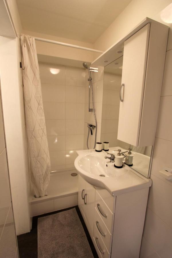 Wunderschoen Zwischen Ortsausgang Und Waldesrand Gelegene, Schoene Apartment *